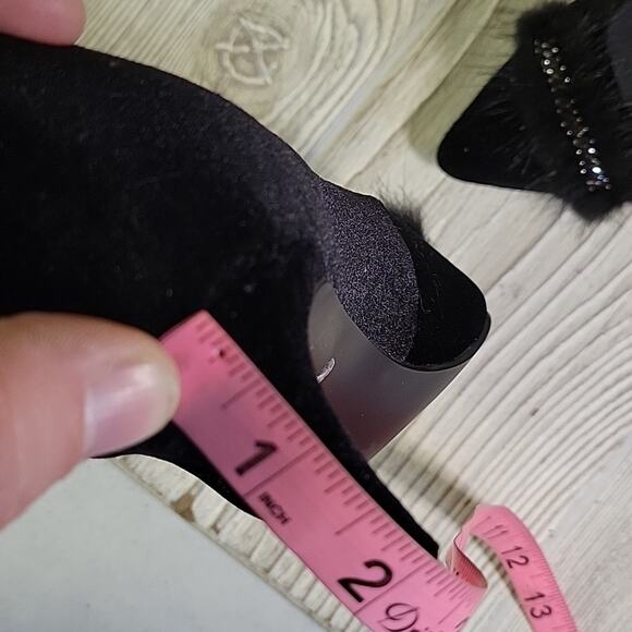 Raphael Sarti Black Velvet Shelly Heels Womens Size 39 US 8.5-9 NEW - Picture 13 of 13
